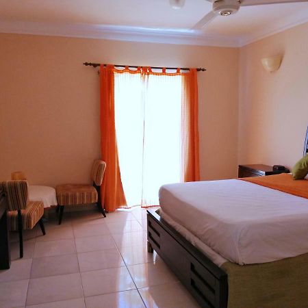 Hotel Dominicana Plus Bavaro Bagian luar foto