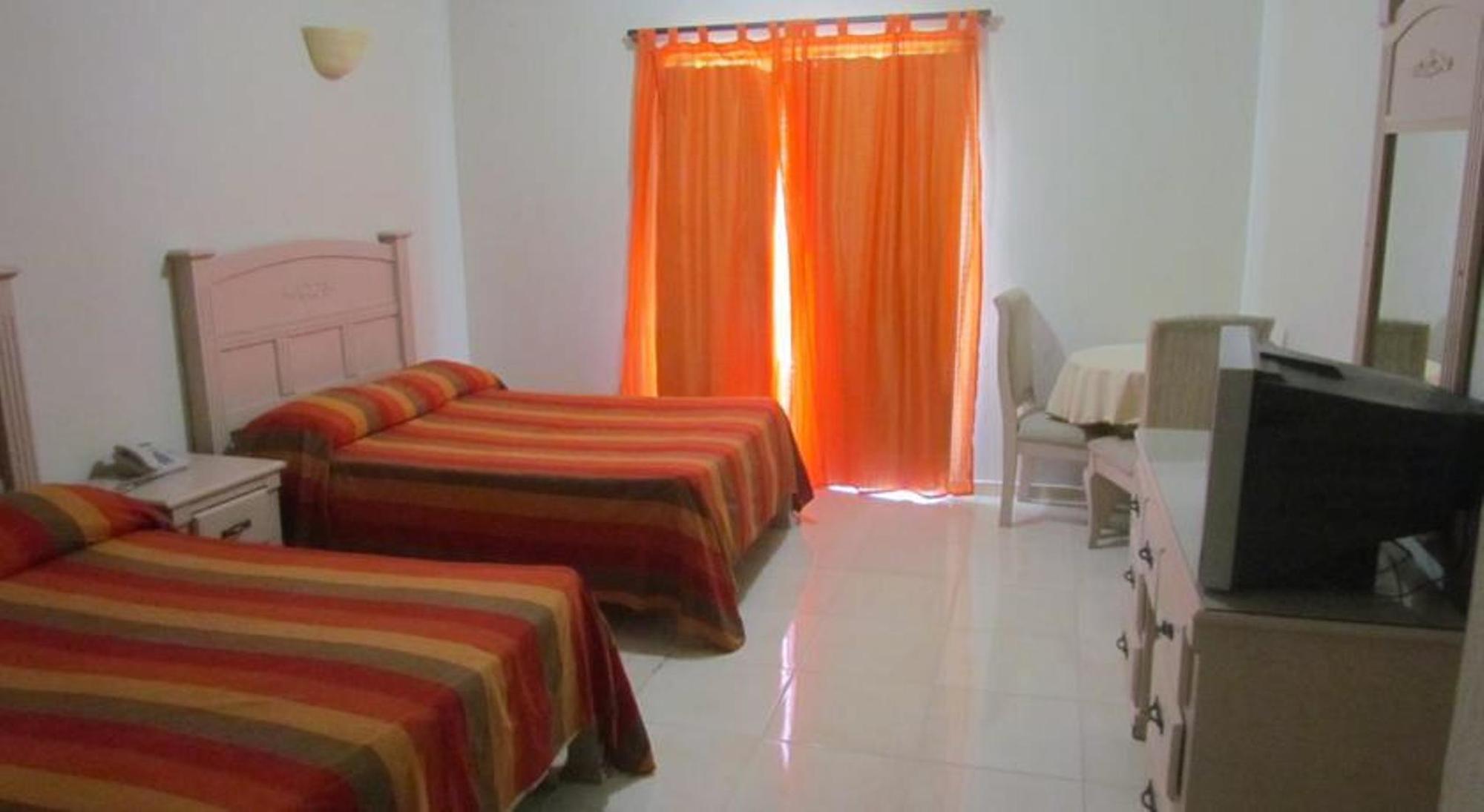 Hotel Dominicana Plus Bavaro Bagian luar foto