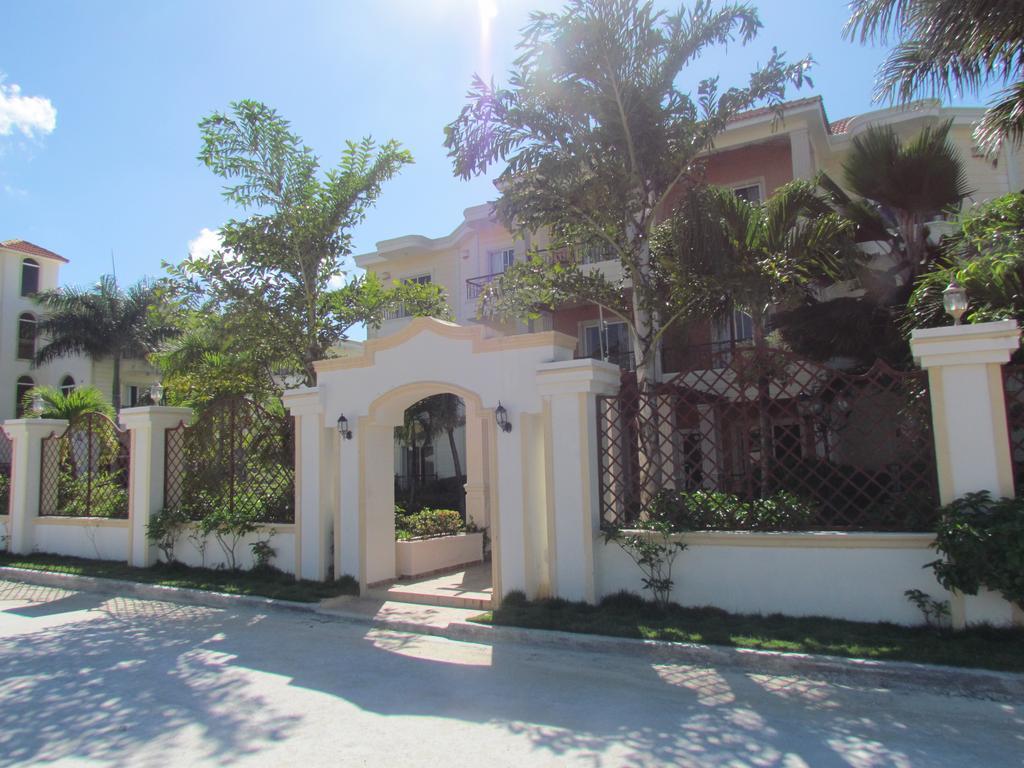 Hotel Dominicana Plus Bavaro Bagian luar foto